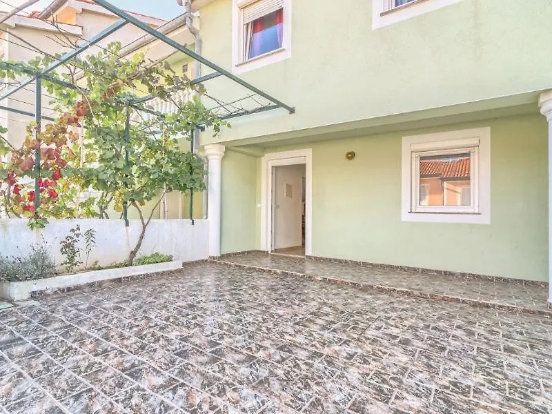 Apartment In Medulin With Sea View, Terrace, Air Conditioning, Wi-Fi