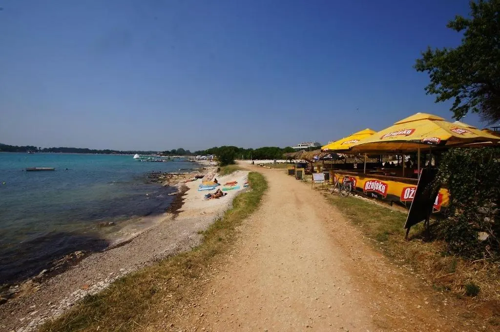 Apartment In Medulin With Sea View, Terrace, Air Conditioning, Wi-Fi Croatie