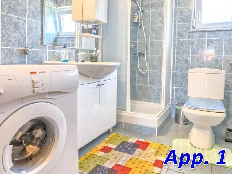 Apartment In Medulin With Sea View, Terrace, Air Conditioning, Wi-Fi 0*,
