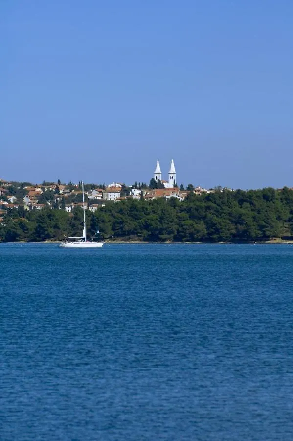 Apartment In Medulin With Sea View, Terrace, Air Conditioning, Wi-Fi